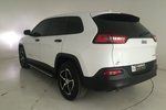 Jeep自由光2014款2.4L 都市版