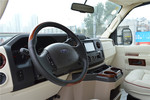 福特E3502011款5.4L 普通游艇版