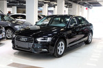 奥迪A4L2013款35 TFSI(2.0T)自动舒适型