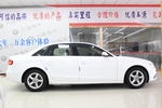 奥迪A4L2013款35 TFSI 自动标准型