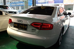 奥迪A4L2012款2.0TFSI 标准型