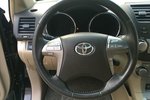 丰田汉兰达2011款2.7L 两驱7座豪华版 