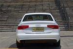 奥迪A4L2015款30 TFSI 手动舒适型