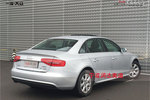 奥迪A4L2013款40 TFSI quattro个性运动型