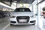 奥迪A4L2016款35 TFSI 自动技术型