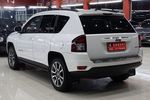 Jeep指南者2013款2.0L 两驱豪华版