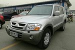 三菱帕杰罗V772004款3.0i GLS (手自一体四驱)