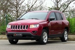 Jeep指南者2013款2.0L 两驱运动版