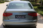 奥迪A4L2013款30 TFSI 自动舒适型