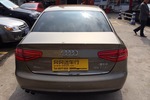 奥迪A4L2013款35 TFSI(2.0T)自动舒适型