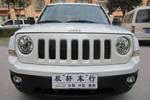 Jeep自由客2015款2.0L运动版