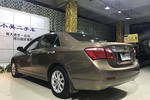 比亚迪G62013款2.0L 手动尊贵型