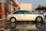 奥迪A4L2011款2.0TFSI 豪华型