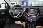 Jeep自由光2014款2.4L 豪华版