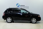 Jeep指南者2010款2.4L 运动版