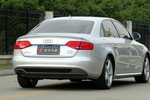 奥迪A4L2012款2.0TFSI 运动型