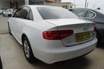 奥迪A4L2015款35 TFSI 自动舒适型