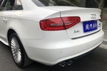 奥迪A4L2015款35 TFSI 自动标准型