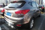 现代ix352010款2.0L 自动两驱精英版GLS 