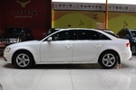 奥迪A4L2013款35 TFSI 自动标准型