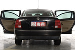 大众帕萨特领驭2005款2.8V6 升级版手自一体5速