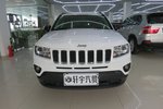 Jeep指南者2013款2.0L 两驱运动版