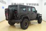 Jeep牧马人四门版2012款3.6L Sahara 极地版