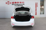 现代朗动2012款1.6L 手动领先型