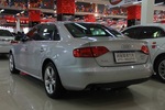 奥迪A4L2010款2.0TFSI 标准型