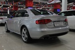 奥迪A4L2011款2.0TFSI 运动型