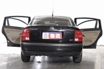 大众帕萨特领驭2003款1.8T 豪华型手自一体5速