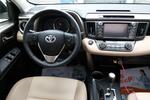 丰田RAV42015款2.5L 自动四驱精英版