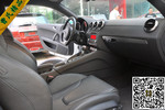 奥迪TT2012款TT Roadster 2.0TFSI quattro典雅版