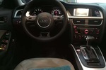 奥迪A4L2013款35 TFSI 自动标准型