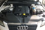 奥迪A4L2011款2.0TFSI 标准型