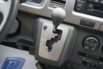 丰田HIACE2011款2.7L 自动豪华版13座