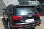 奥迪Q72011款3.0TFSI 技术型(H)