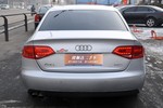 奥迪A4L2011款2.0TFSI 标准型