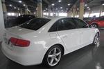 奥迪A4L2010款2.0TFSI 运动型