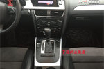 奥迪A4L2010款2.0TFSI 运动型