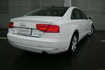 奥迪A8L2013款45 TFSI quattro舒适型