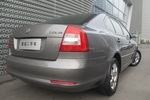 上海大众斯柯达 明銳 2012款 1.6L 手动 逸俊版 三厢                   