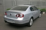 一汽大众 迈腾 2011款 2.0TSI S 手自一体 尊贵型 DSG 三厢            