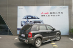 北京现代 途胜 2009款 2.0 手动 时尚型 SUV