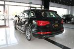 奥迪Q7 3.0 TFSI 舒适型245kW