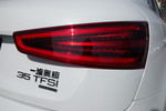 奥迪Q32015款35 TFSI 舒适型