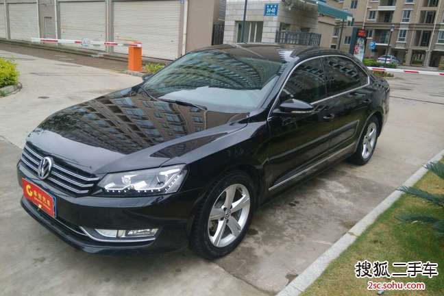 大众帕萨特2013款1.8TSI DSG 御尊版