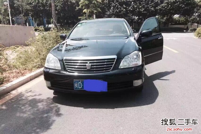 丰田皇冠2006款2.5L Royal 真皮版