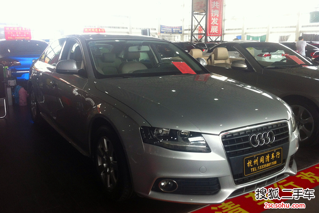 奥迪A4L2010款1.8TFSI 舒适型