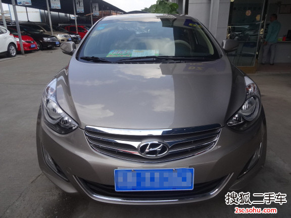 现代朗动2012款1.6L 手动领先型